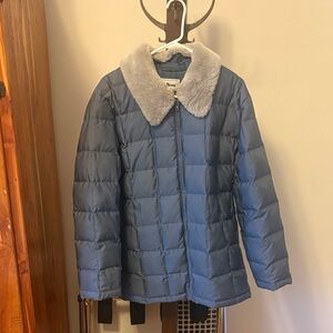 LL Bean women’s down coat with sherpa collar, excellent XL
